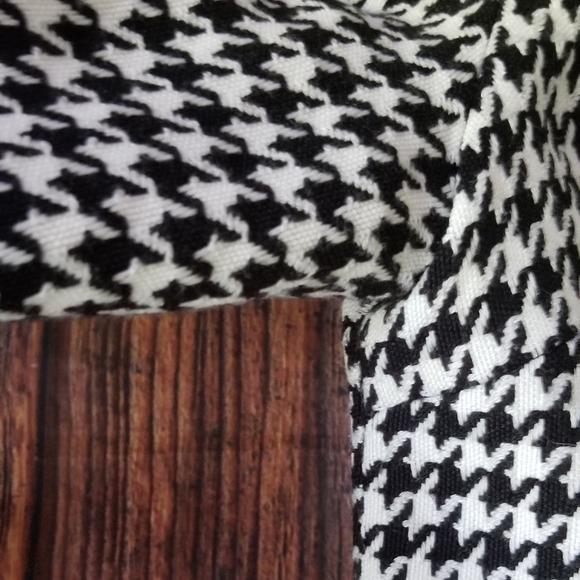 Carmen Marc Valvo Houndstooth Coat - Picture 13 of 16
